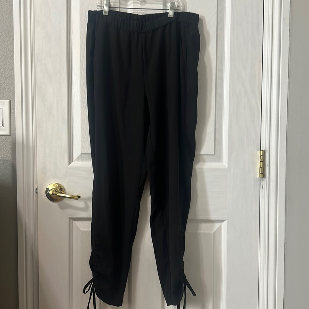 CeCe Silk drawstring, side ruched dress pants
